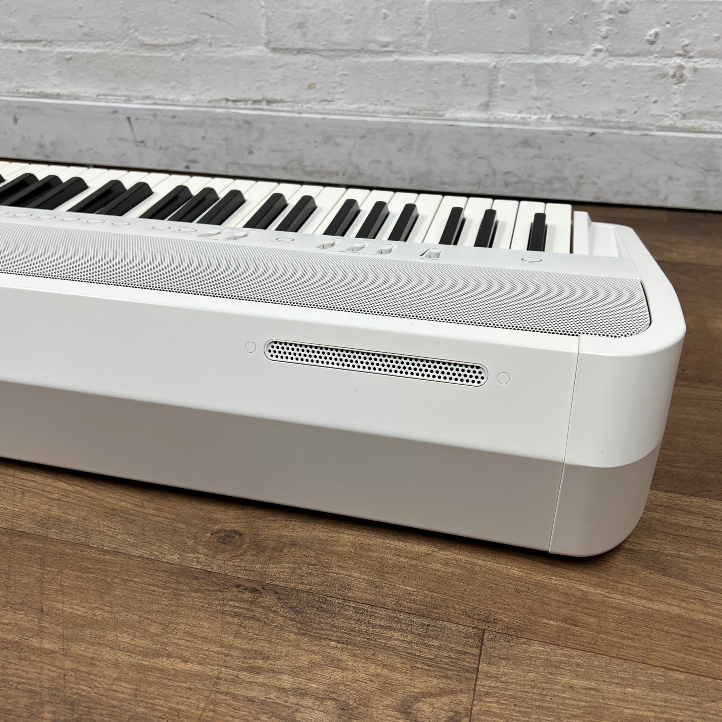 Roland FP90X Digital Piano with Stand & Pedals; White: Serial No: Z6N2086 | Second Hand