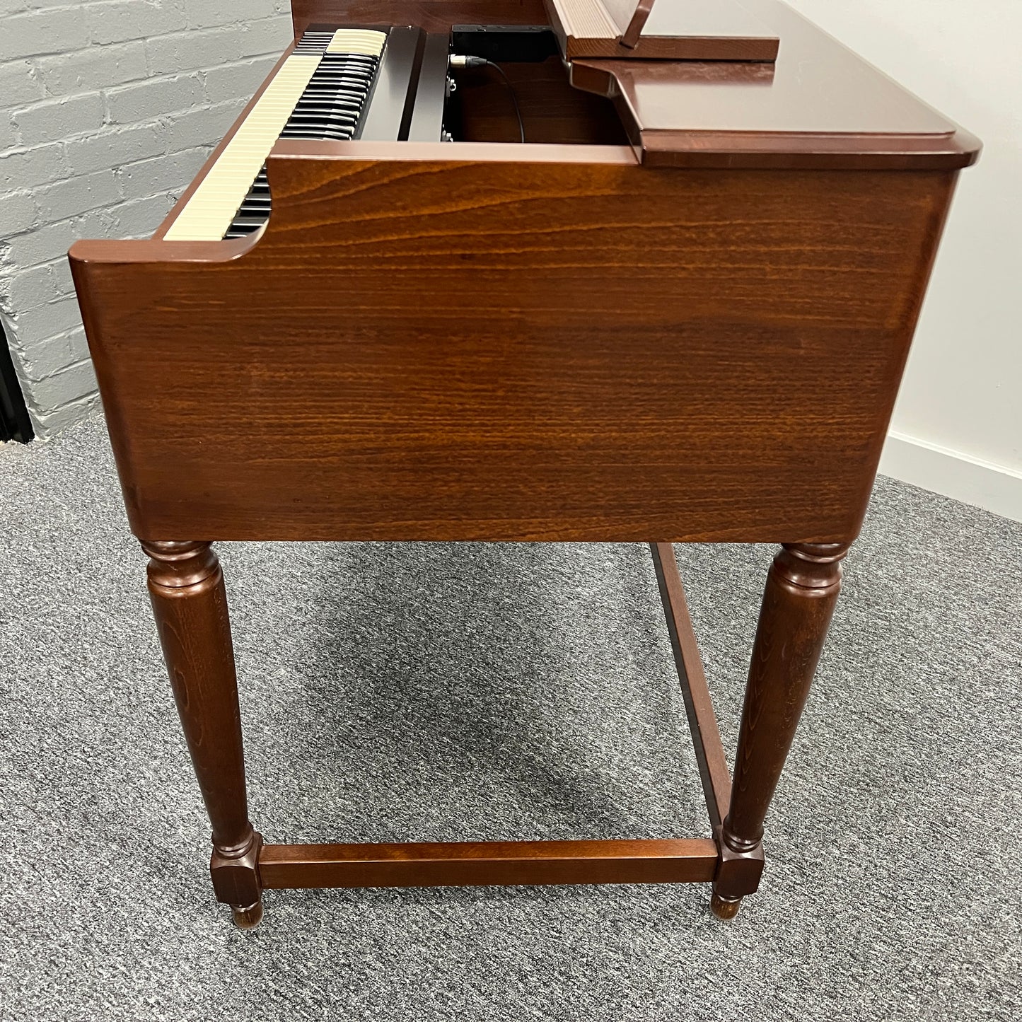Hammond XLK5 Classic Lower Manual Cabinet & Music Desk for XK5; Serial No: 19050917 | Second Hand