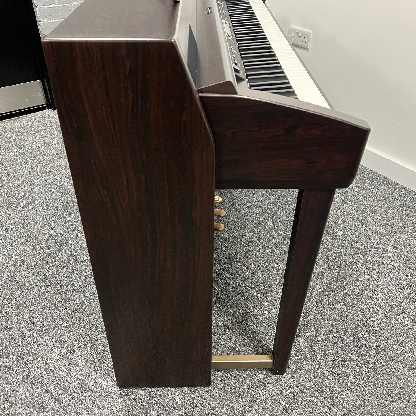 Yamaha CLP270 Rosewood Digital Piano With Matching Stool; Serial No: GBRCNI01008 | Second Hand