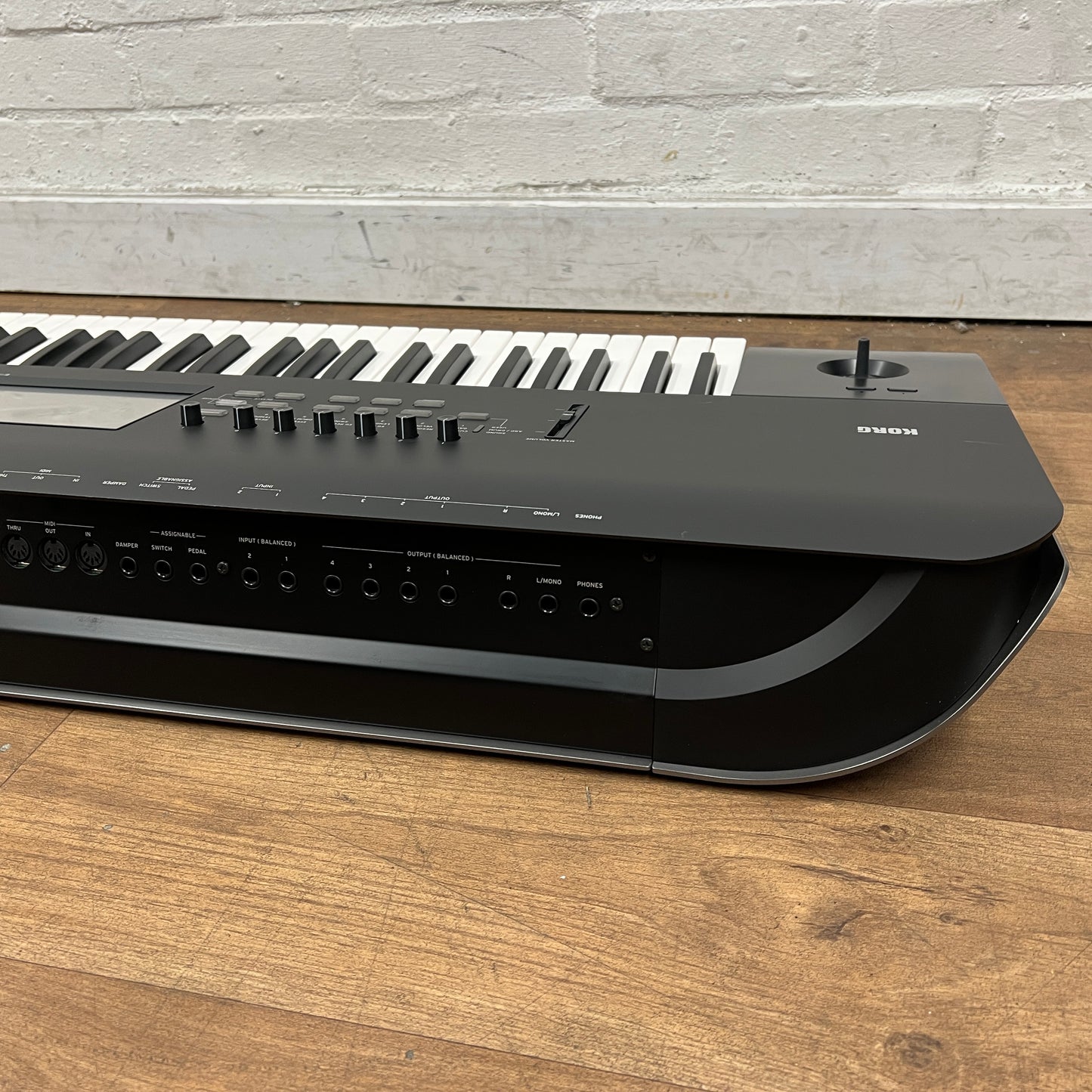 Korg Nautilus 61: Serial No: 409 | Second Hand