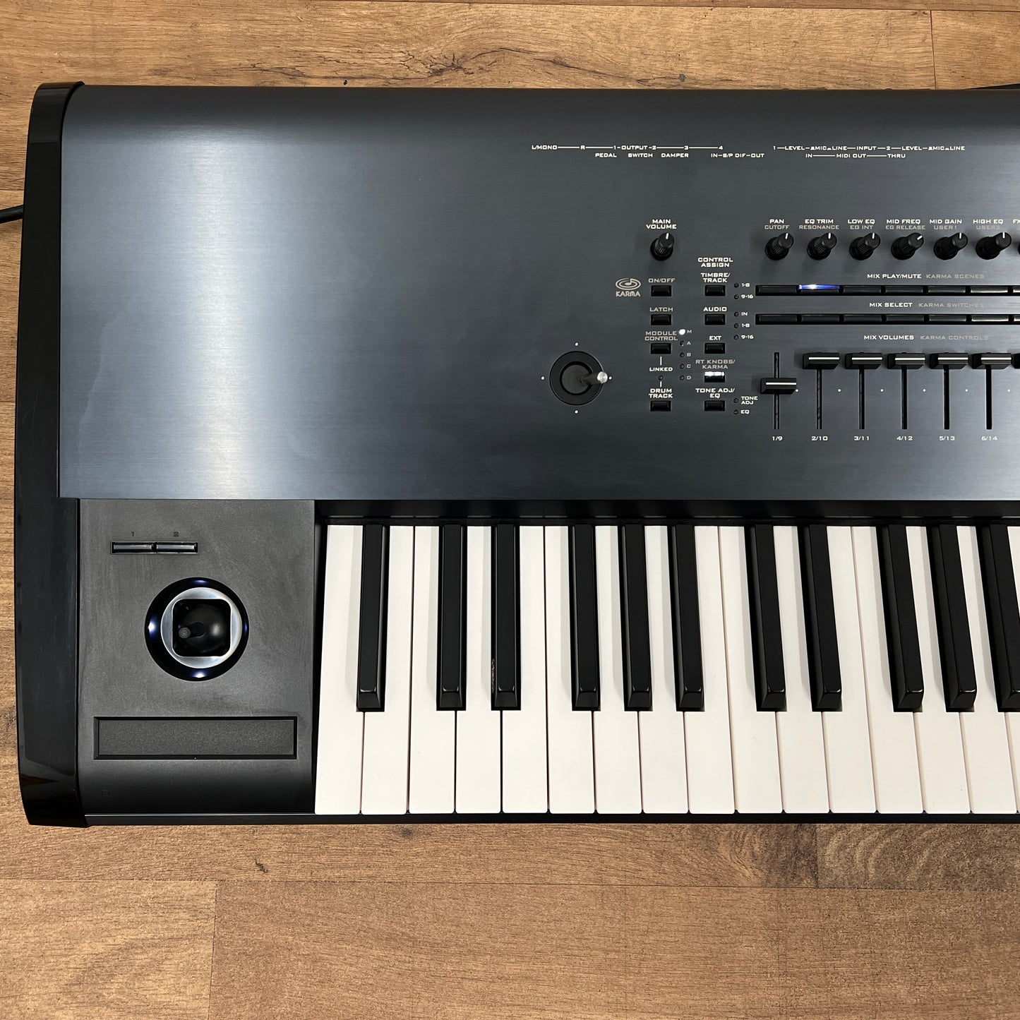 Korg Kronos 88: Serial No: 1682 | Second Hand