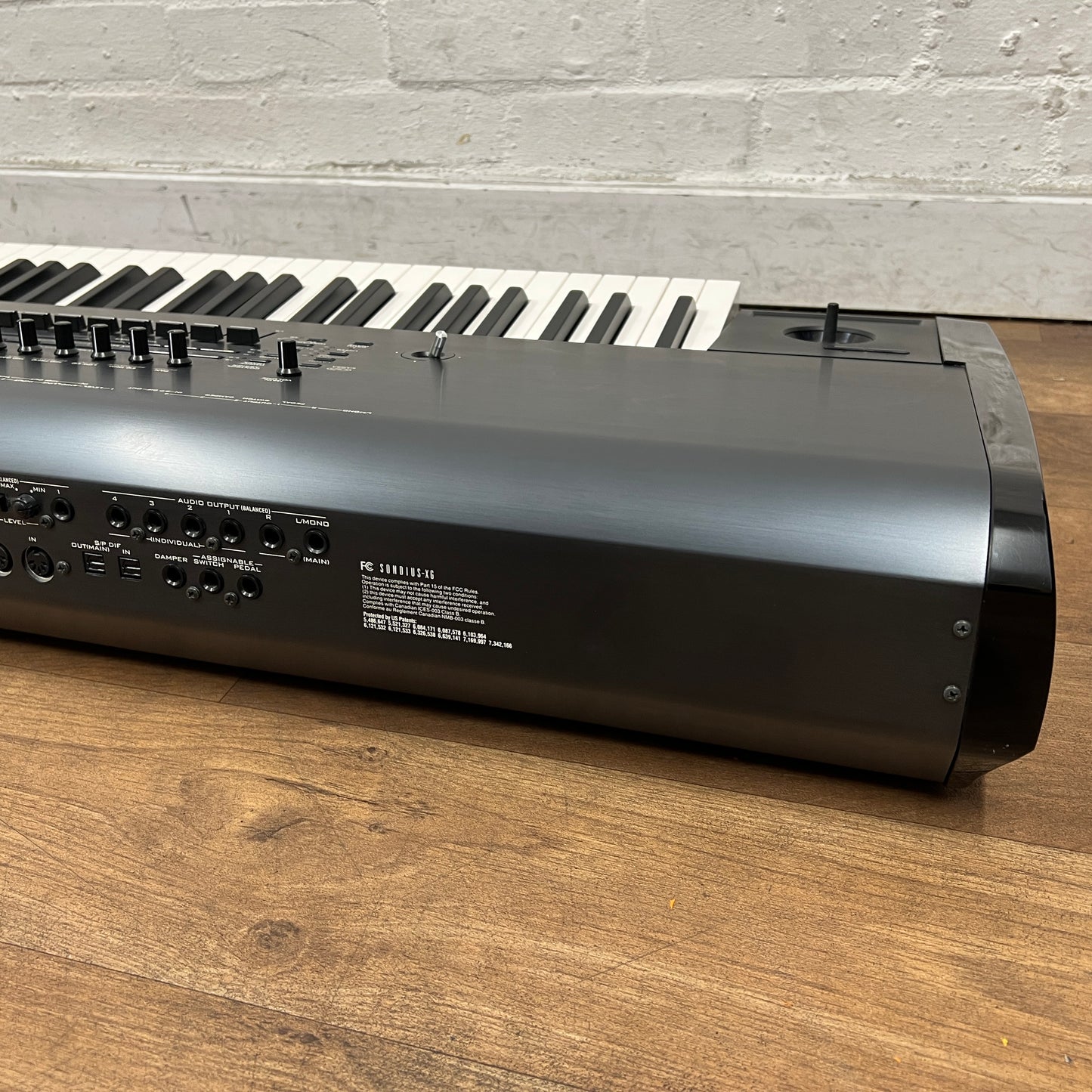 Korg Kronos 88: Serial No: 1682 | Second Hand