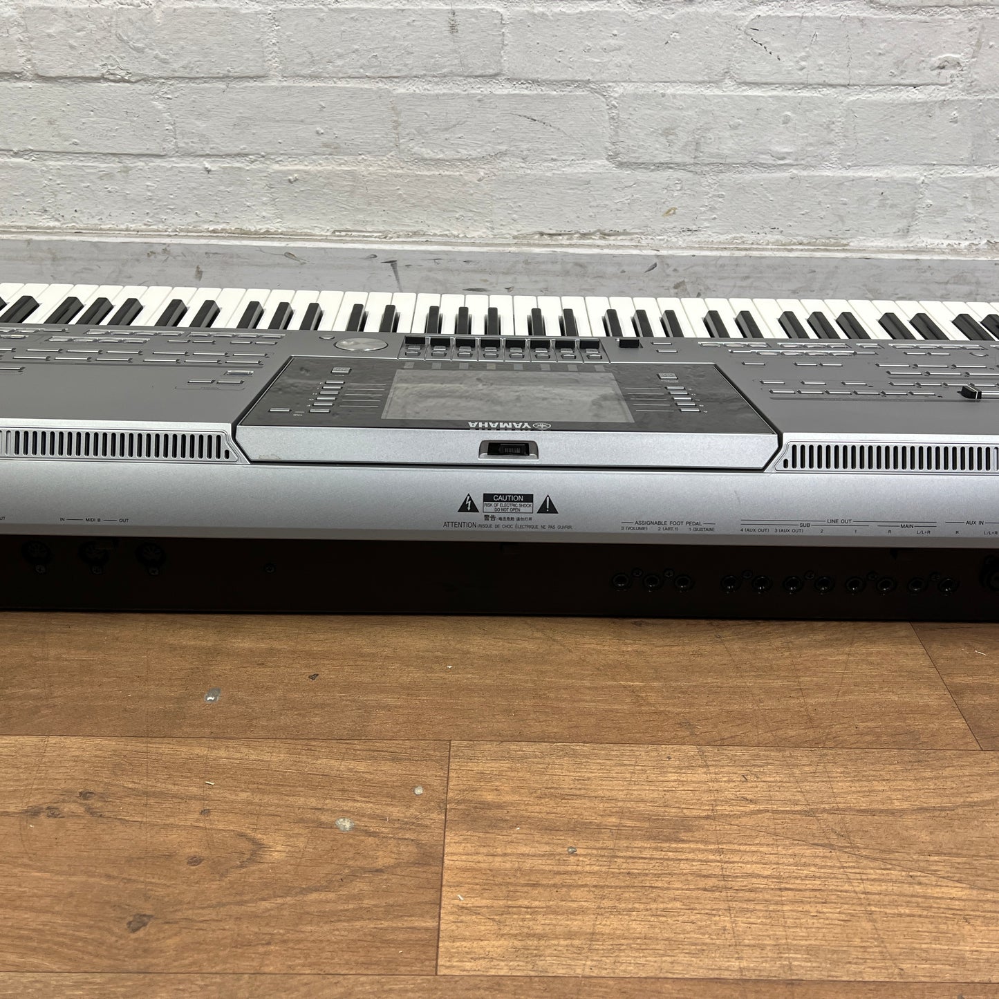 Yamaha Tyros 5 76 Keyboard With Speaker System; Serial No: BAVY01005 | Second Hand