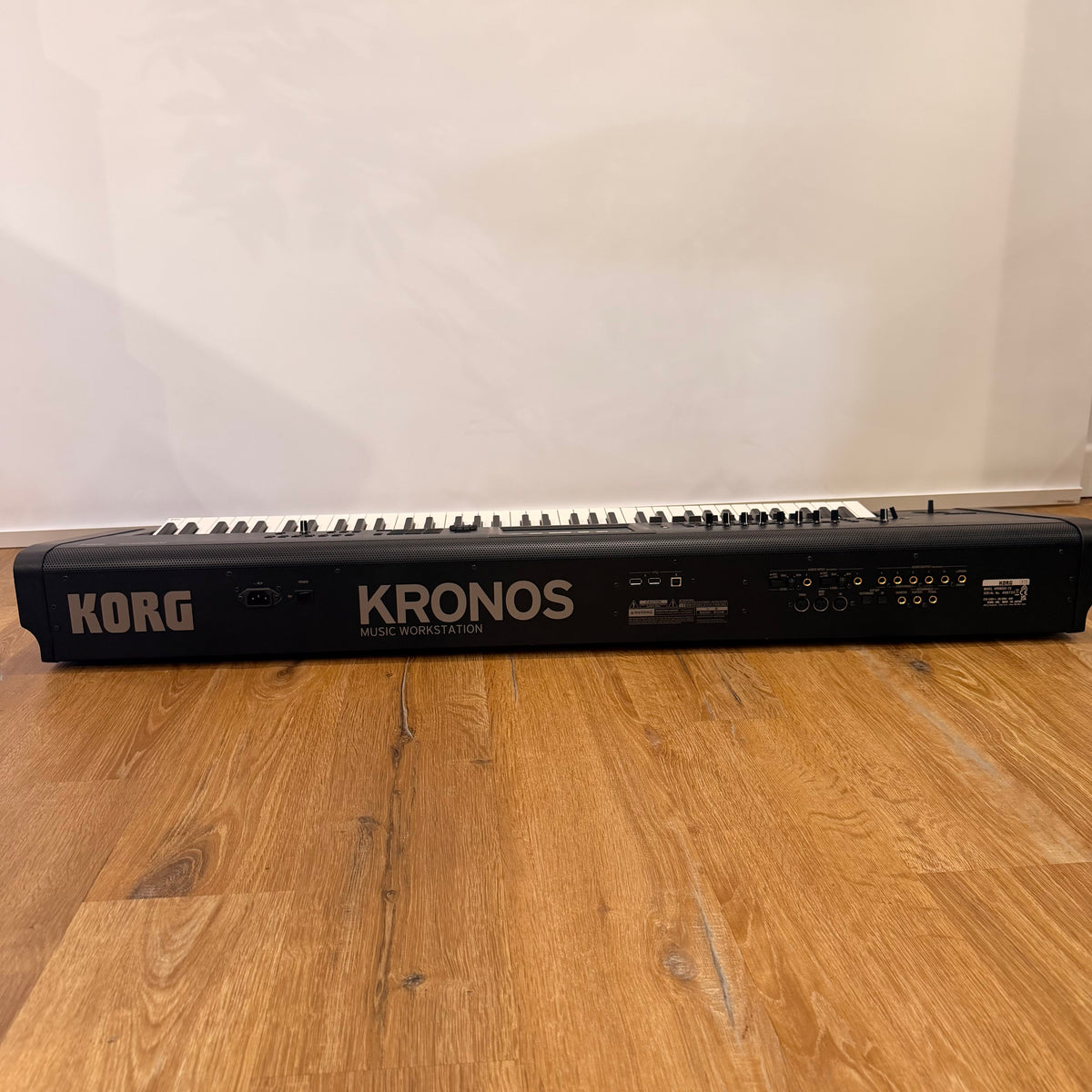 Korg Kronos 3: 73 Key Music Workstation; Serial No: 733 | Second Hand