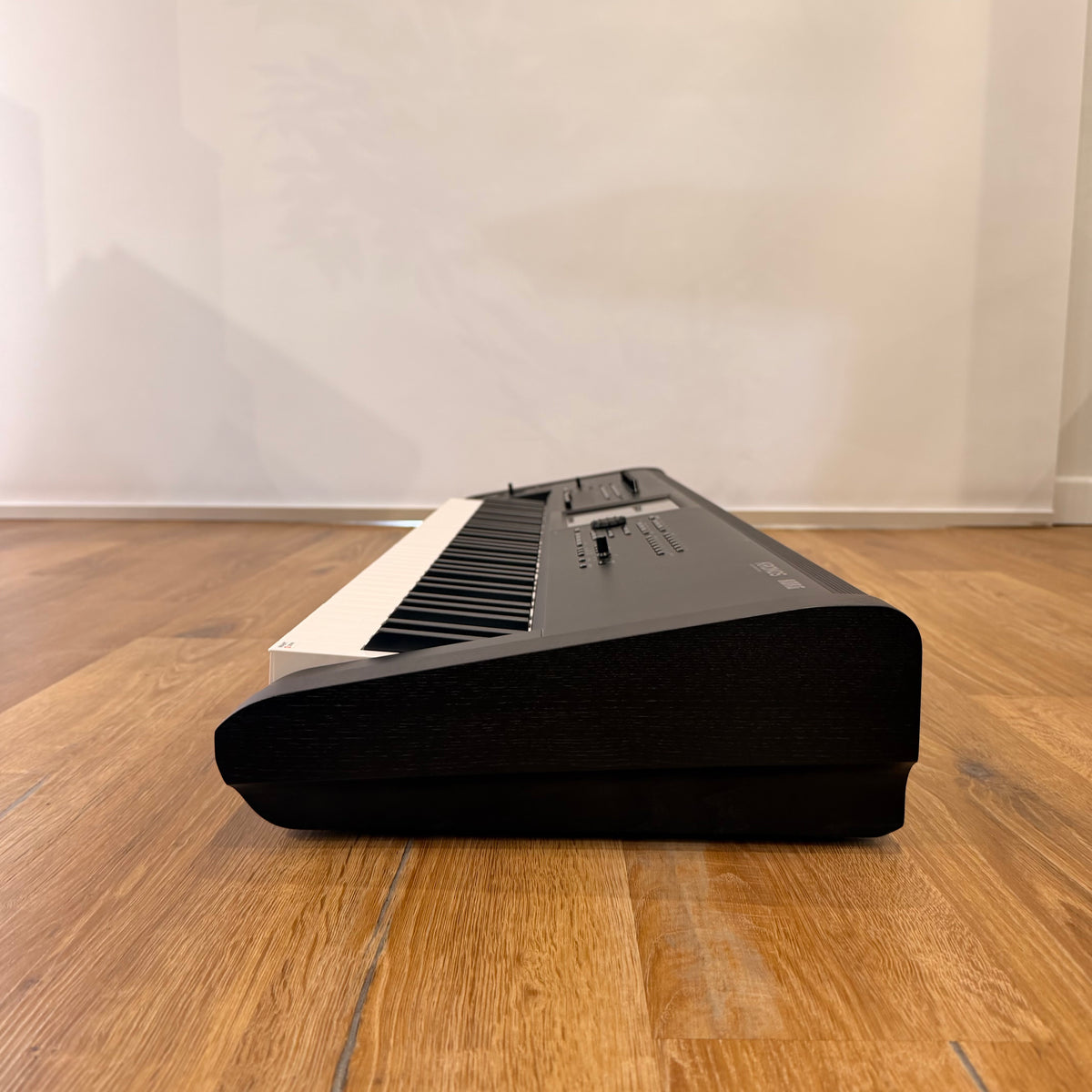 Korg Kronos 3: 73 Key Music Workstation; Serial No: 733 | Second Hand