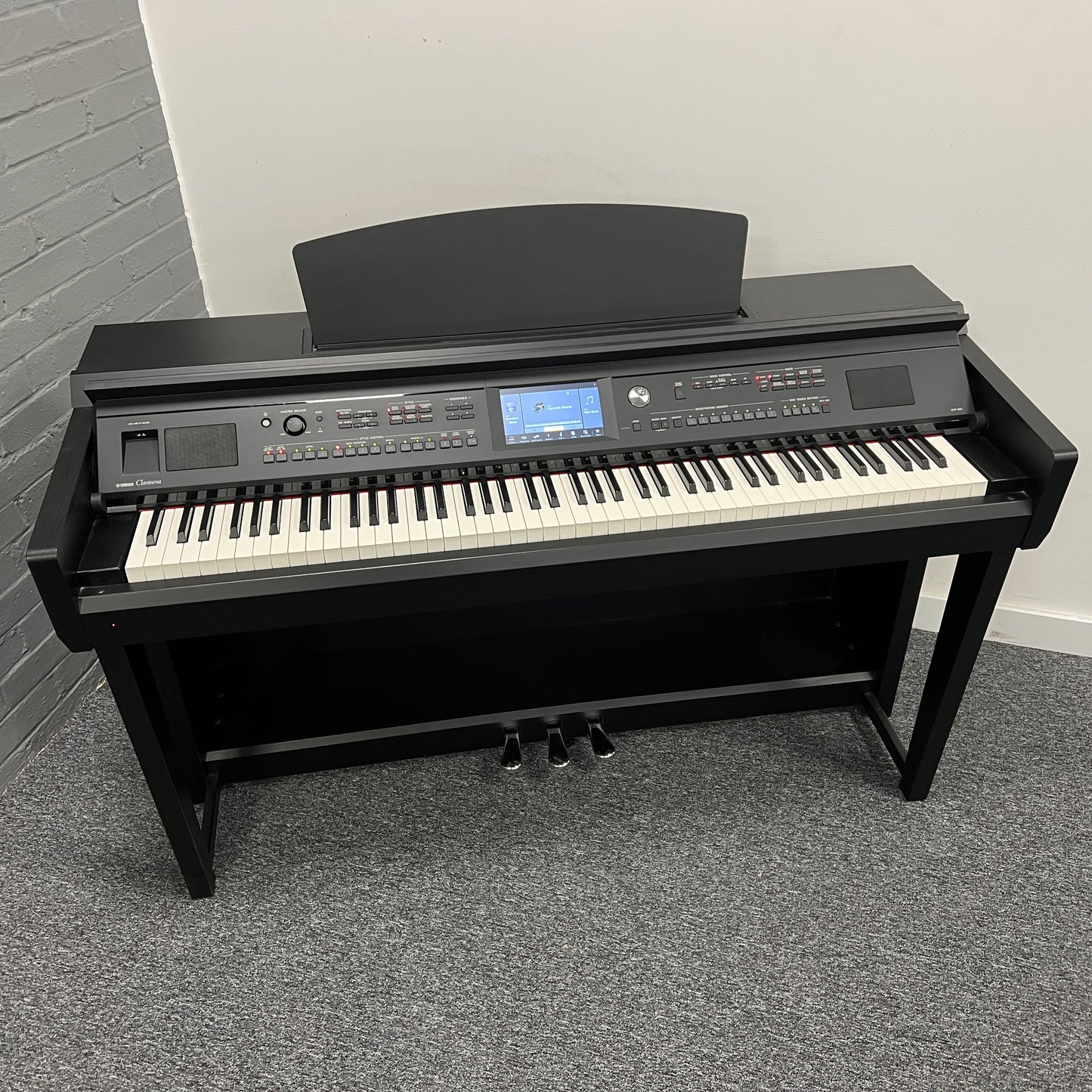 Yamaha CVP605B Digital Piano Black With Matching Stool; Serial No: BCUO01006 | Second Hand