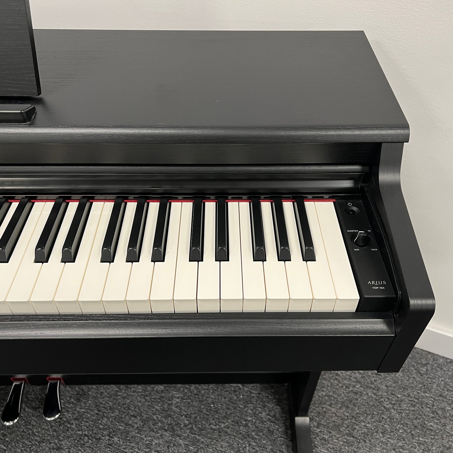 Yamaha YDP164B Digital Piano Digital Piano, Black; Serial No: BCZH01153 | Second Hand