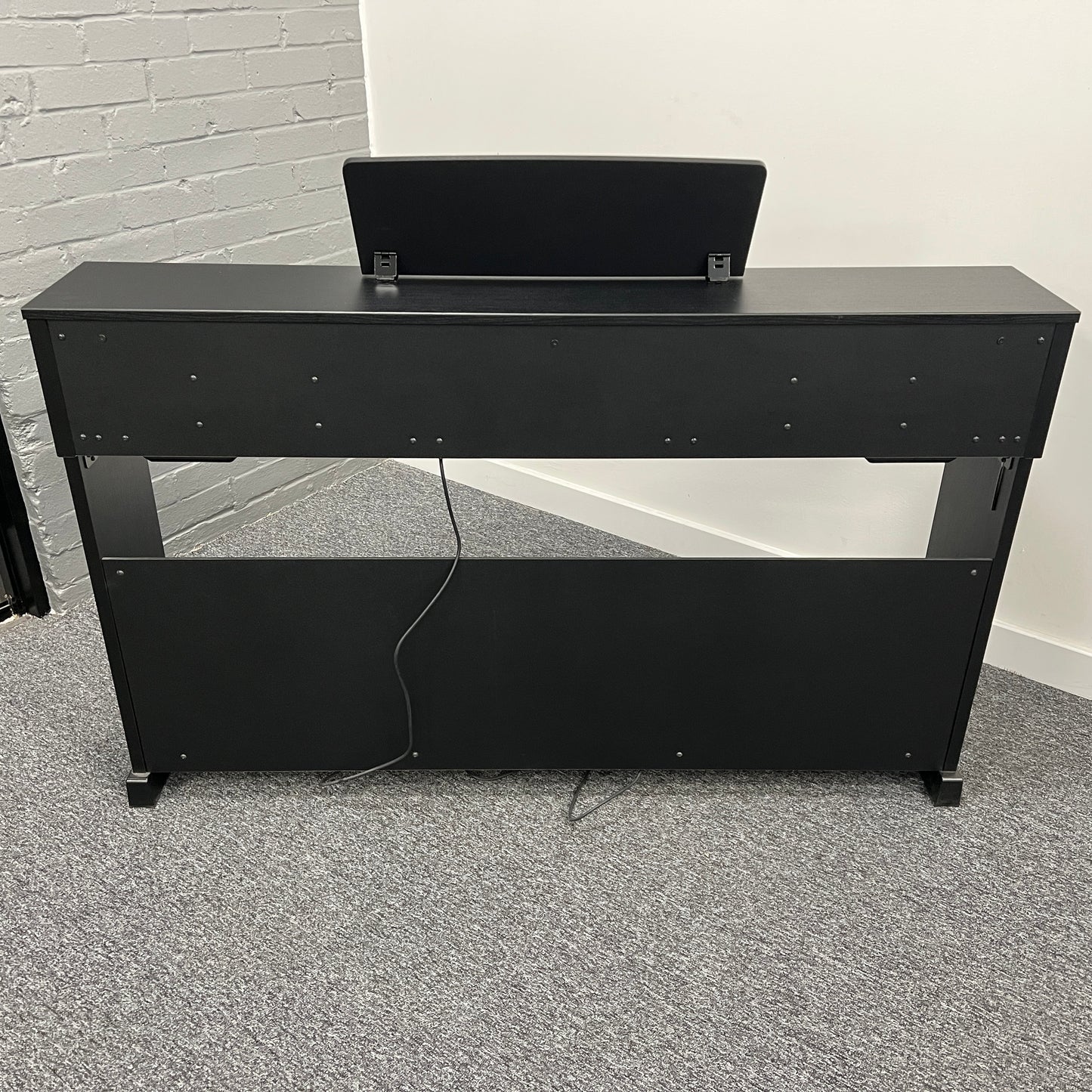 Yamaha YDP164B Digital Piano Digital Piano, Black; Serial No: BCZH01153 | Second Hand