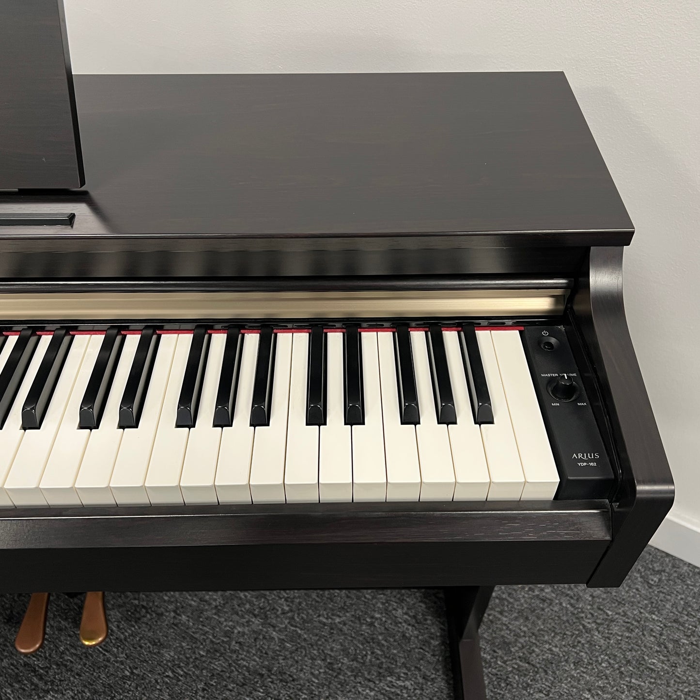 Yamaha YDP162R Rosewood Digital Piano; Serial No: BCTM01047 | Second Hand