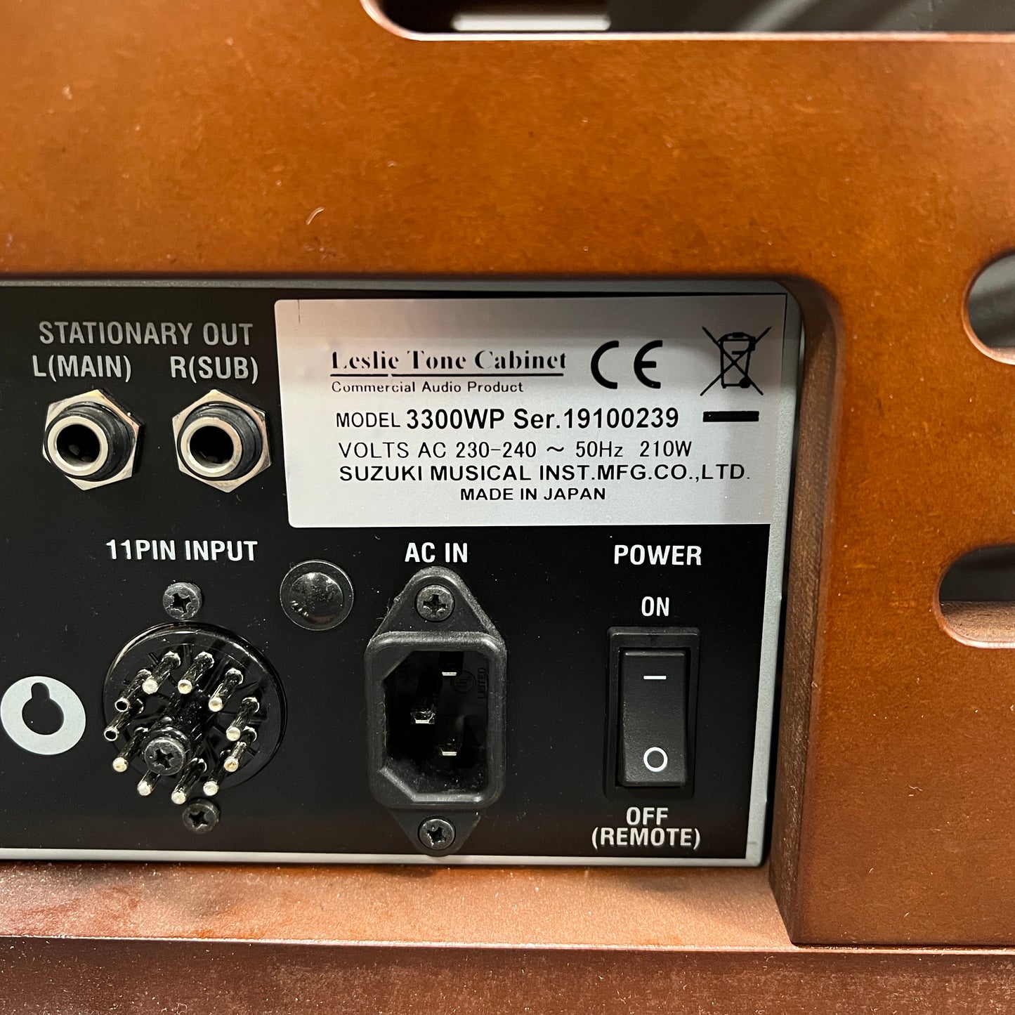 Hammond Leslie 3300W Rotary Speaker, Wood, Incl 11 Pin Cable; Serial No: 19100239 | Second Hand