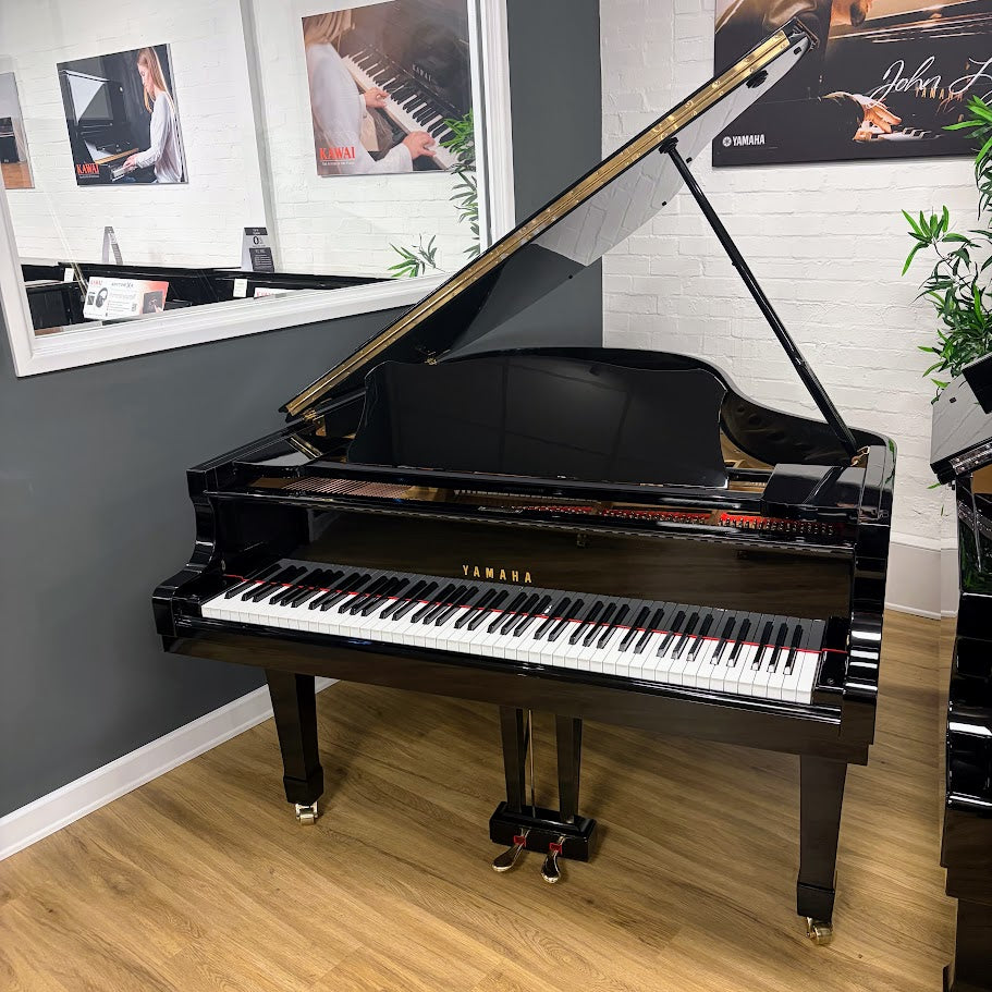 Yamaha C3 Polished Ebony Grand Piano Serial No: B2263607 | Reconditioned