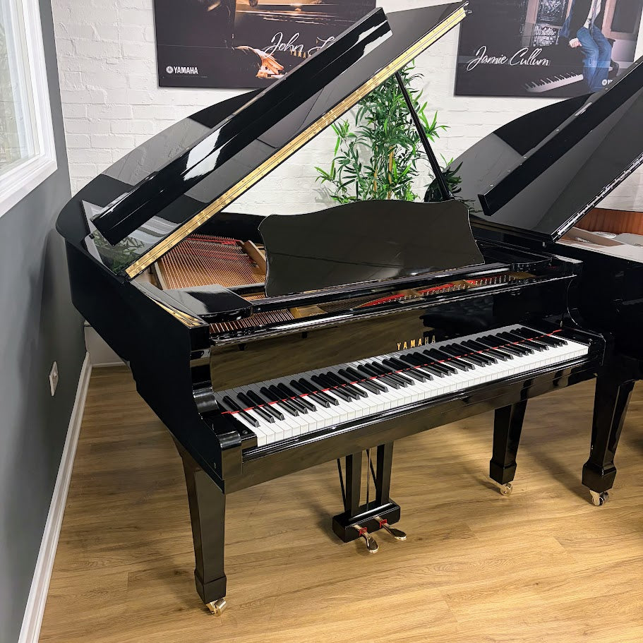 Yamaha C3 Polished Ebony Grand Piano Serial No: B2263607 | Reconditioned