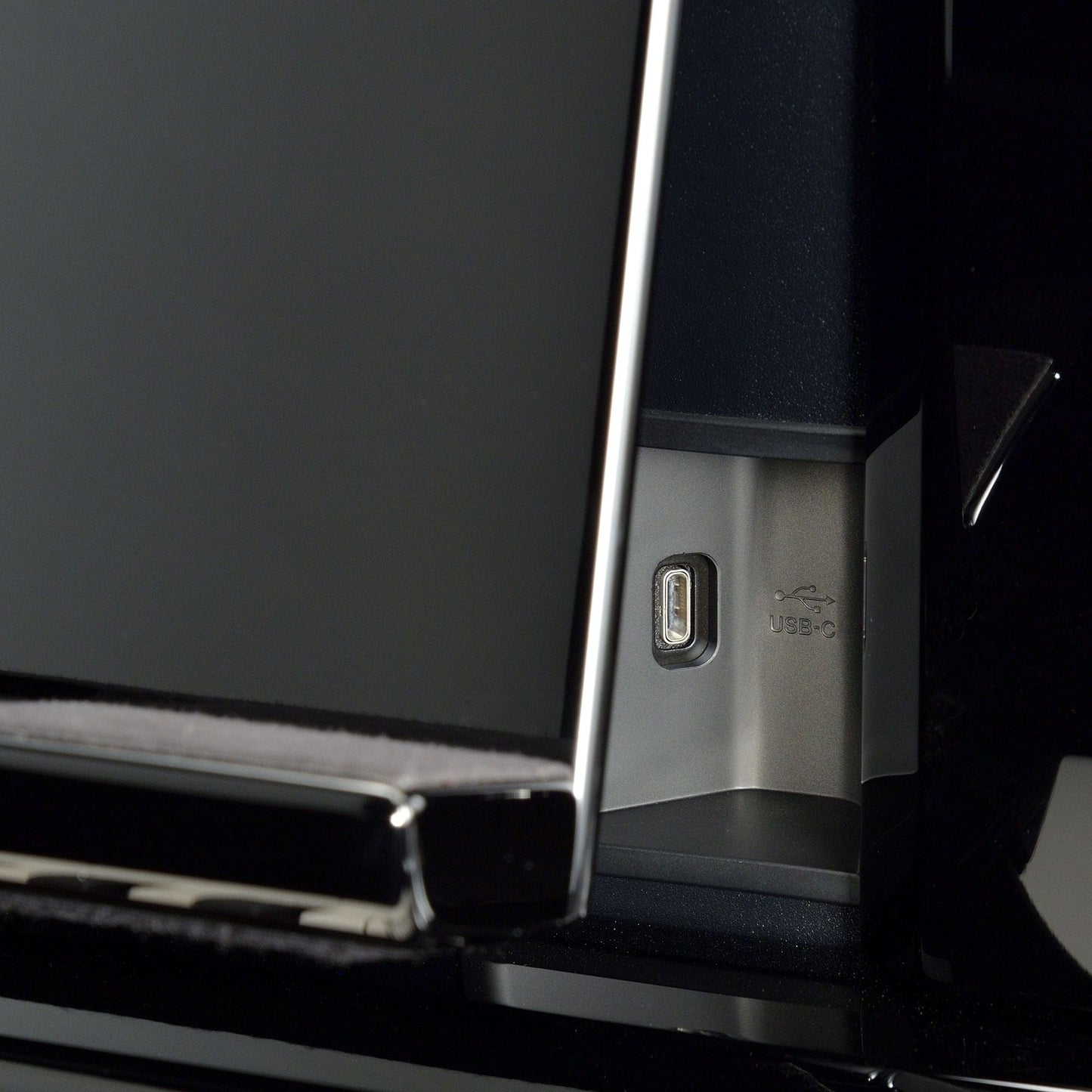 Yamaha CSP295 Digital Smart Piano; Polished Ebony