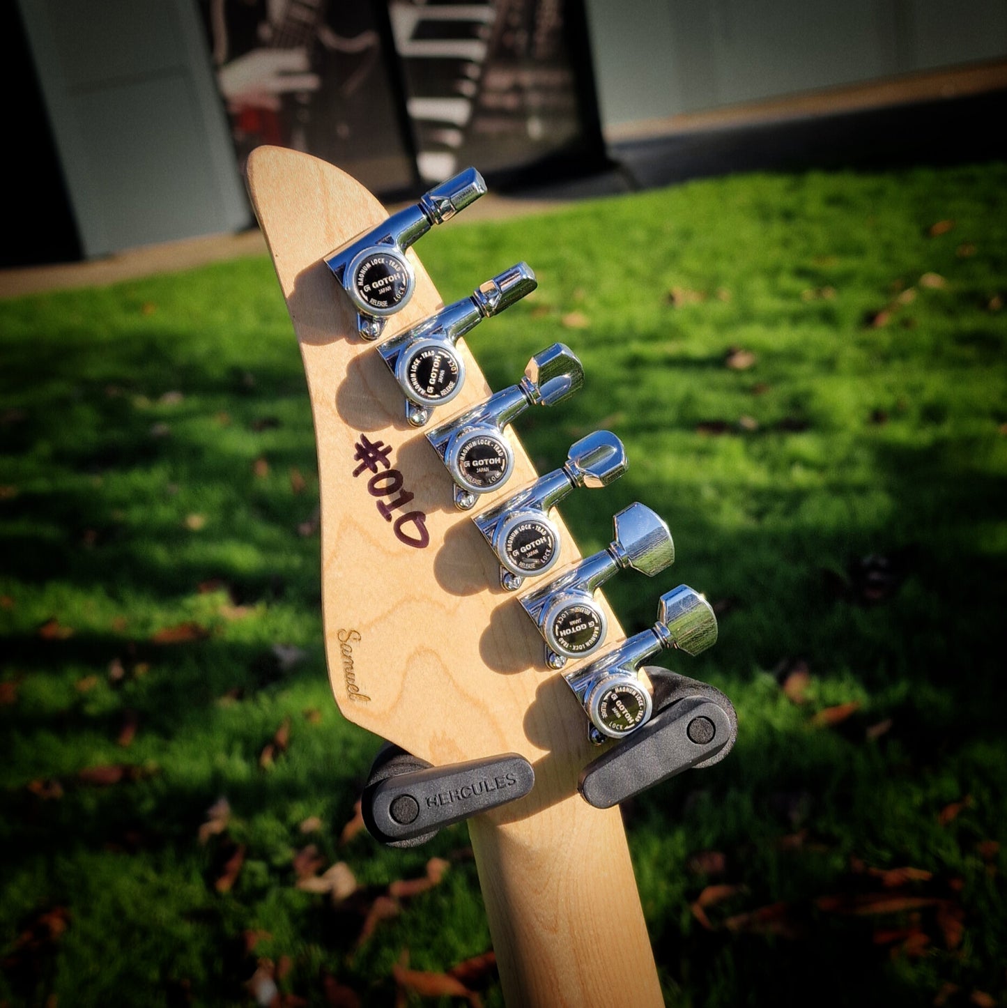Moore Guitars Samuel; ‘FP’ Natural #010