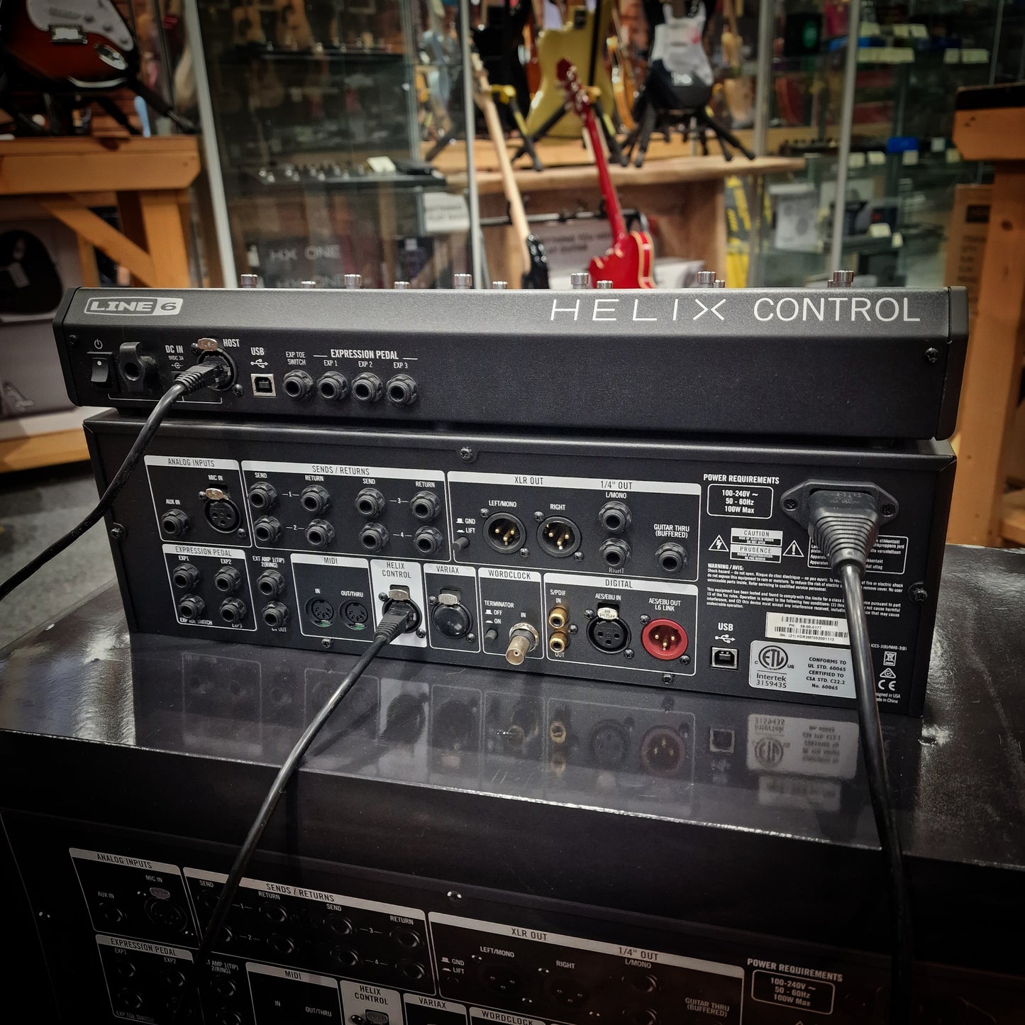 Line 6 Helix Rack + Foot Controller | Second Hand