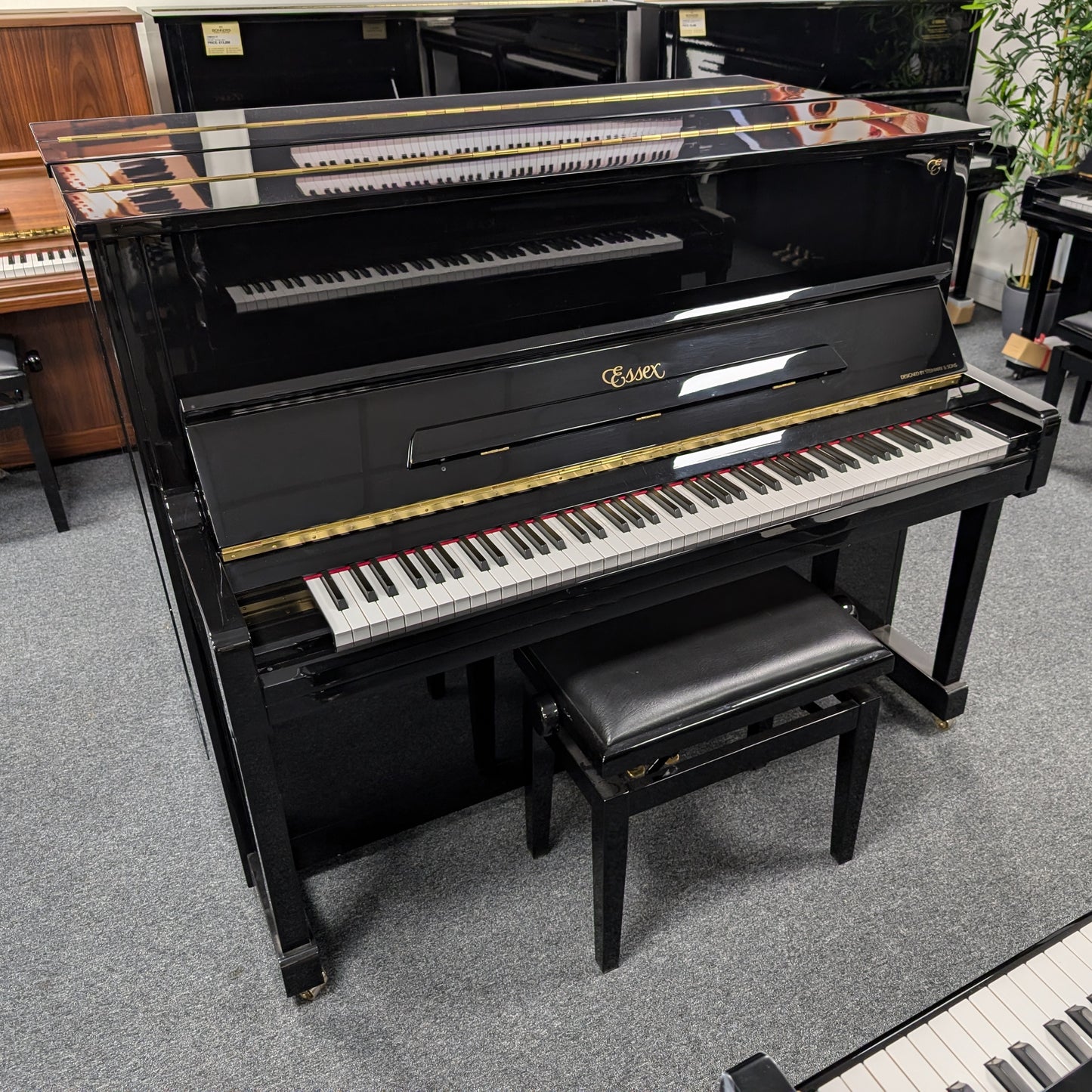 Steinway & Sons Essex EUP123 Upright Piano: Serial No: E128317C | Second Hand