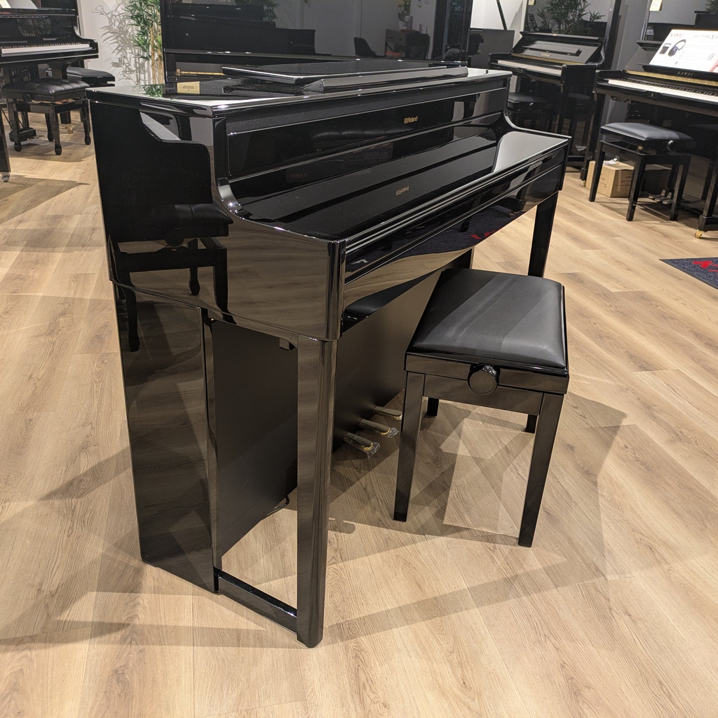Roland HP704PE Polished Ebony Digital Piano Incl Stool Serial No: Z7Q1832 | Second Hand