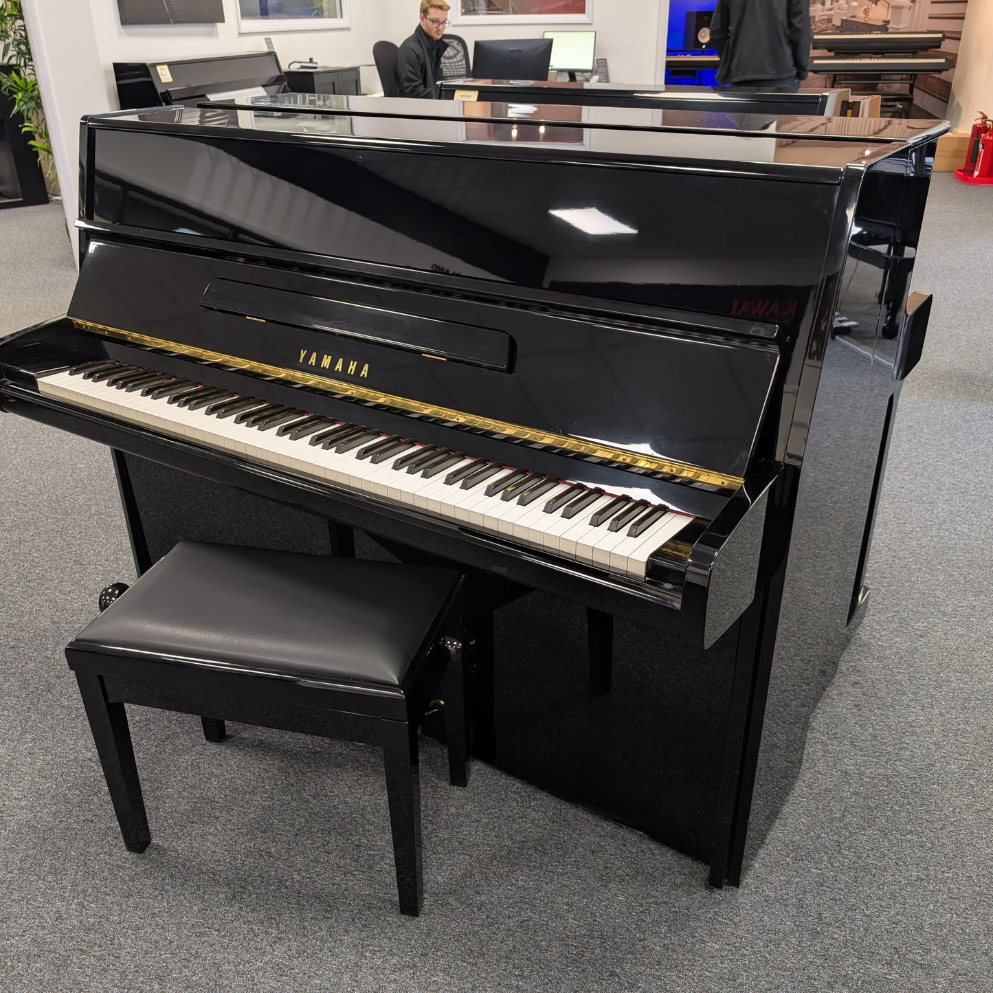 Yamaha P116 Upright Piano In Polished Ebony: Serial No: 4286439 | Second Hand