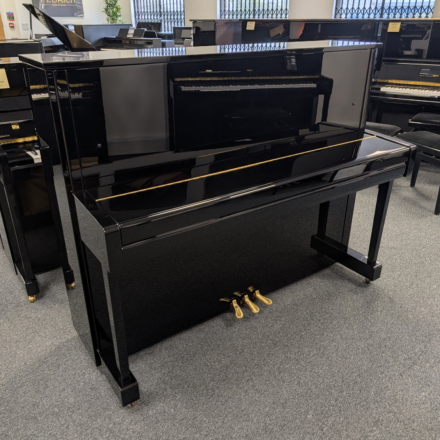 Yamaha B3 Upright Piano in Polished Black: Serial No: J36416044 | Second Hand