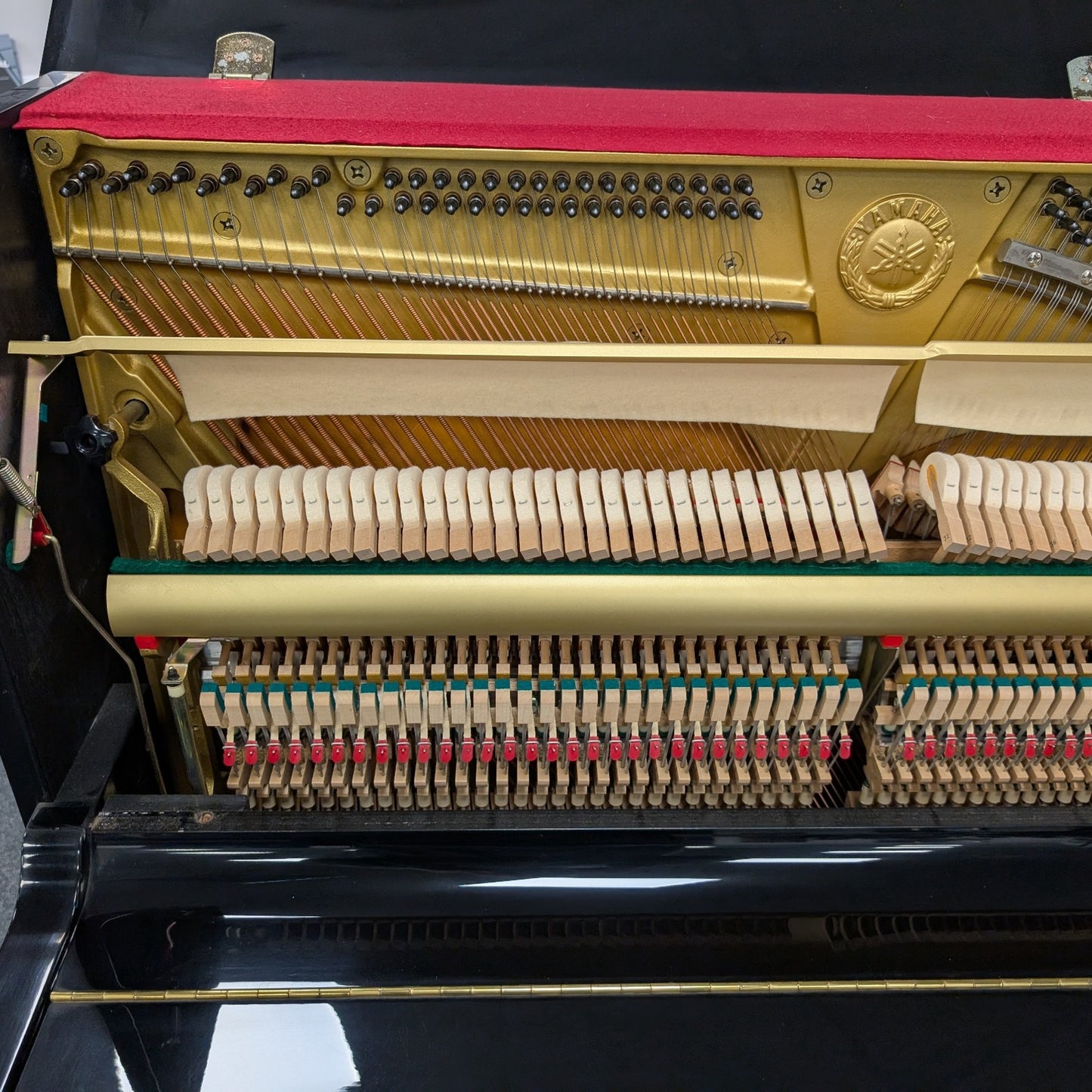 Yamaha U10 B1 Upright Piano in Polished Black: Serial No: 4406847 | Second Hand
