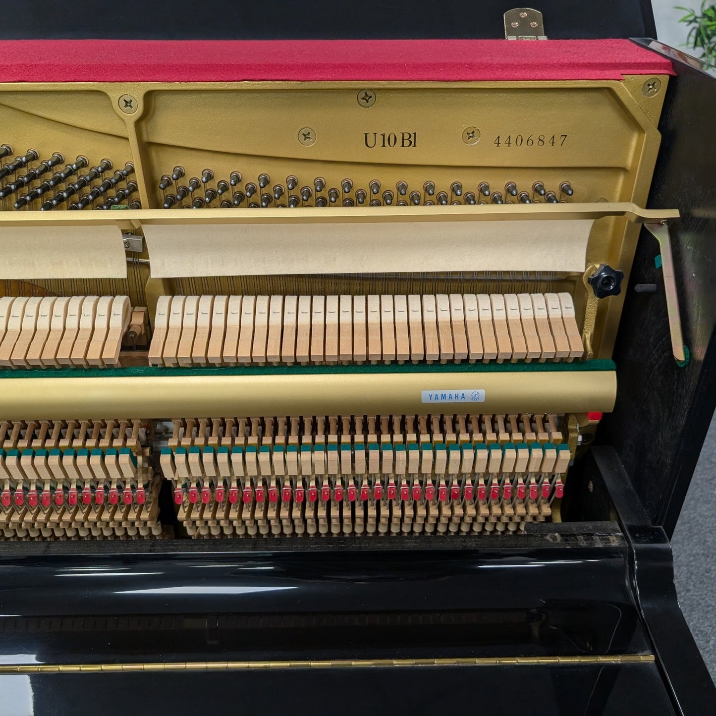 Yamaha U10 B1 Upright Piano in Polished Black: Serial No: 4406847 | Second Hand