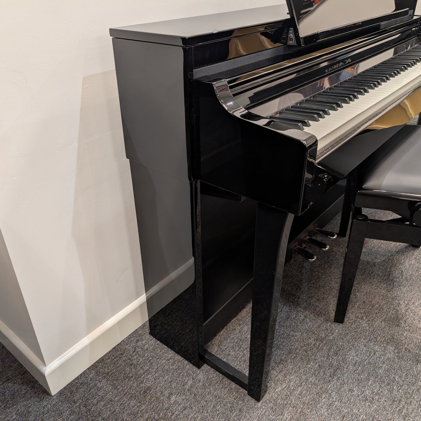 Yamaha CSP170PE Digital Piano With Matching Stool; Serial No: BCZJ01002 | Second Hand