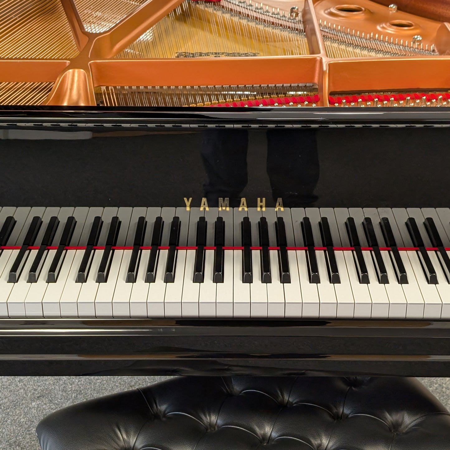 Yamaha GC2 Grand Piano in Polished Ebony: Serial No: 6537005 | Second Hand
