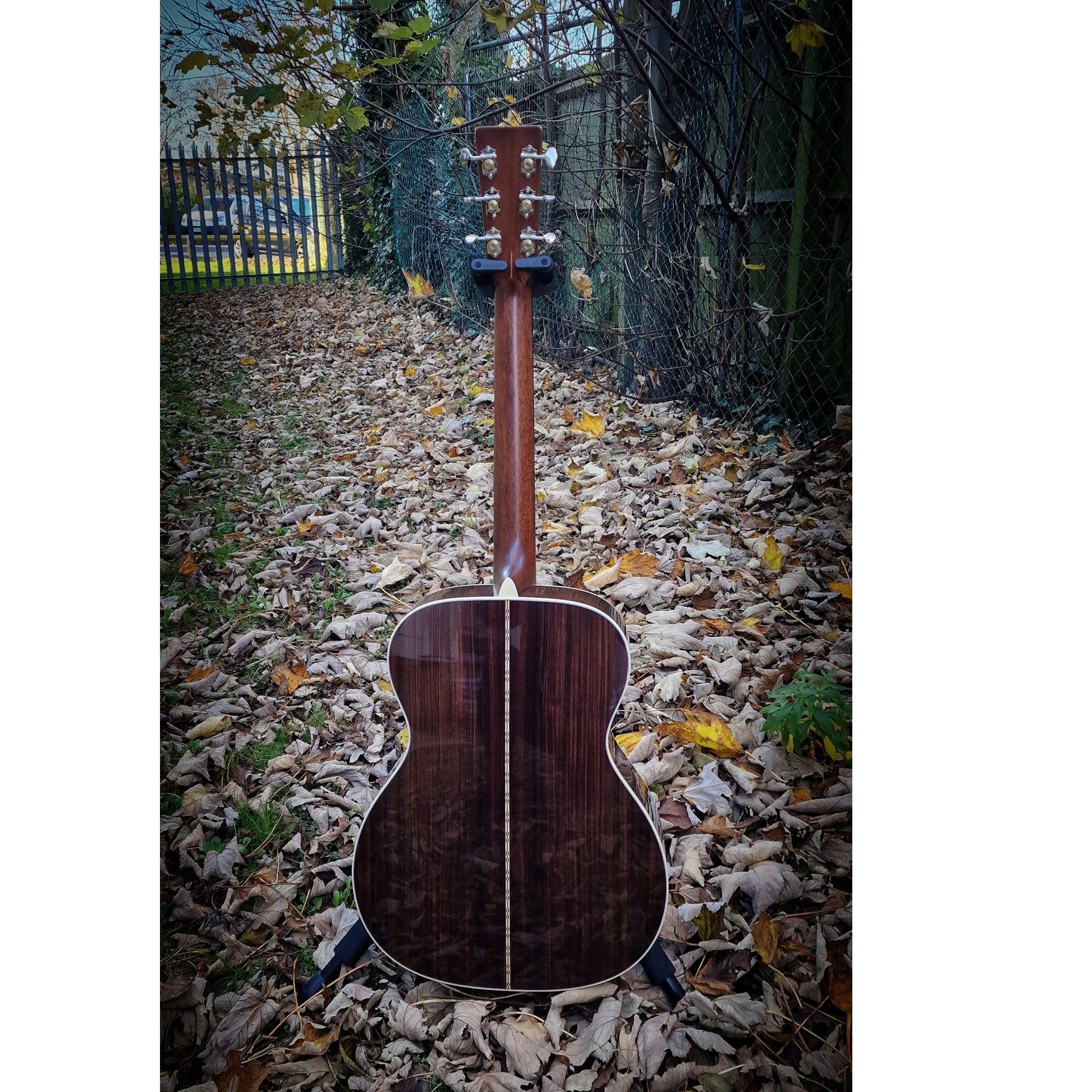 ギター Martin OM-28 Standard Martin OM-28 Standard Series Acoustic Guitar inc Case | Bonners Music