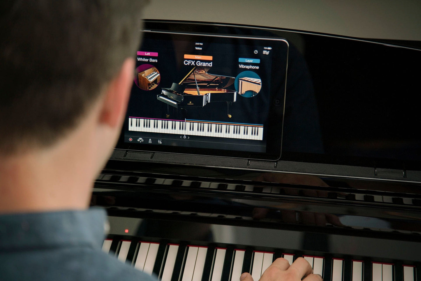 Yamaha CSP295 Digital Smart Piano; Polished Ebony
