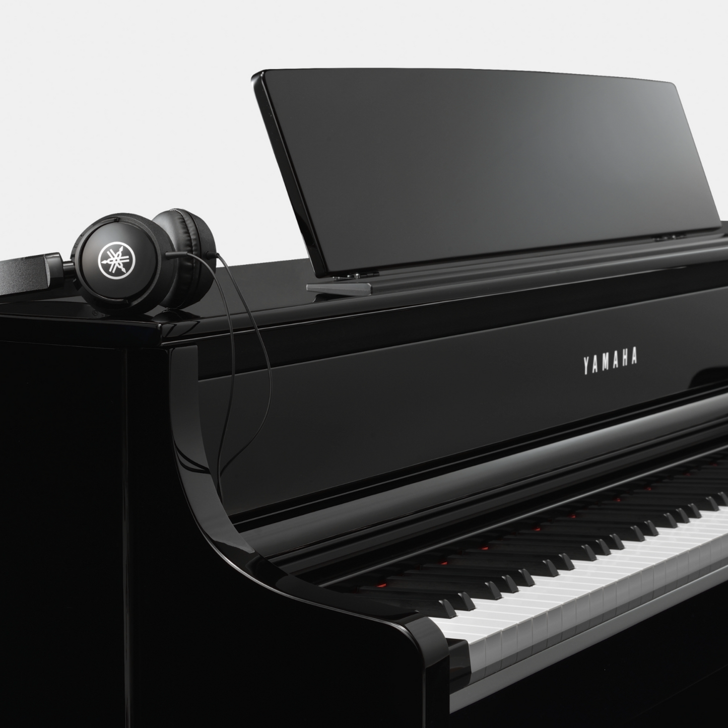 Yamaha CLP875PE Clavinova Digital Piano; Polished Ebony