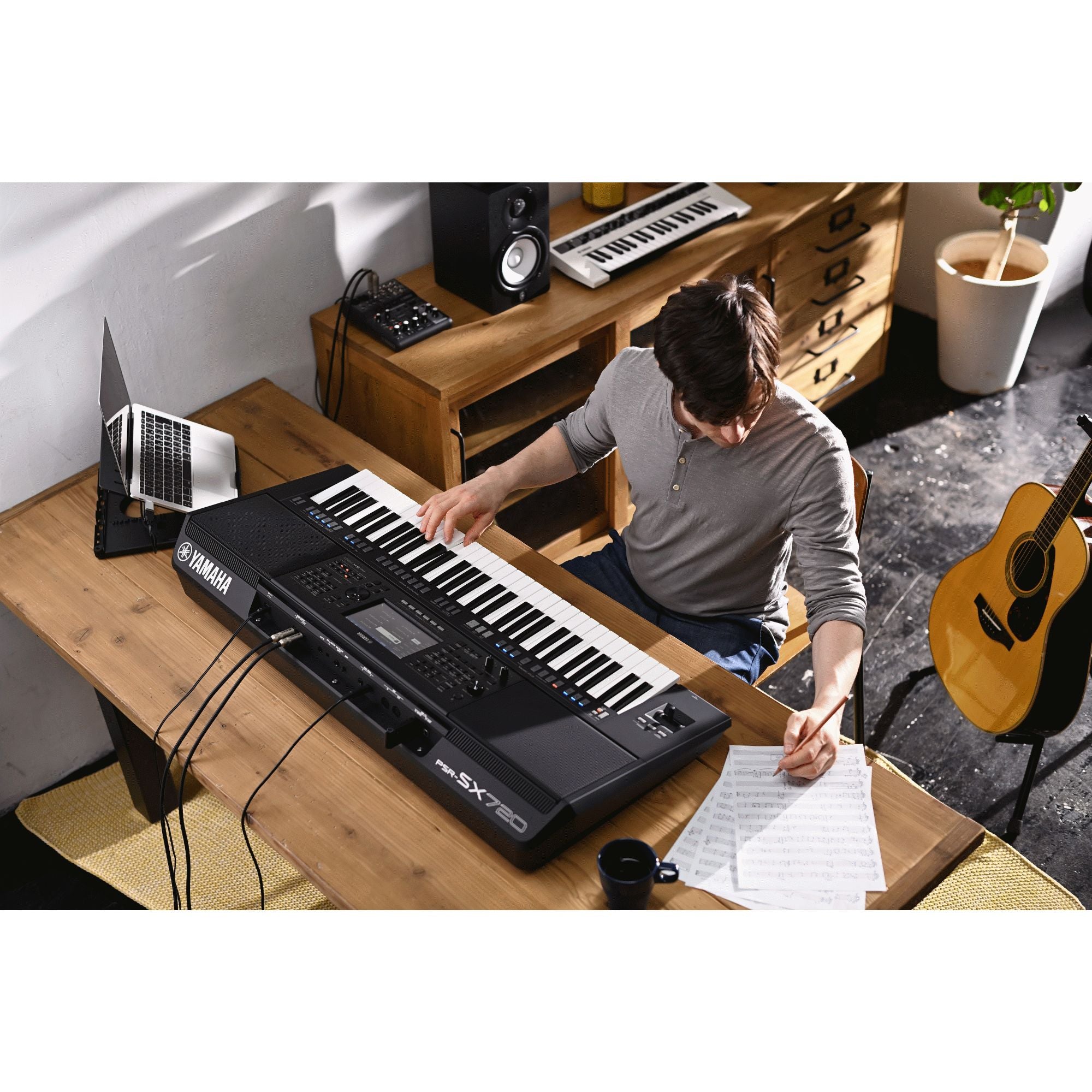 Yamaha PSR-SX720 Arranger Keyboard Workstation | Bonners Music