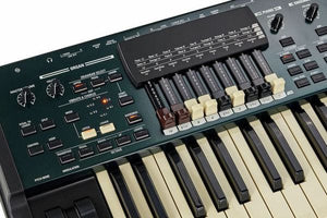 Hammond SK PRO 61 Ultimate Bundle