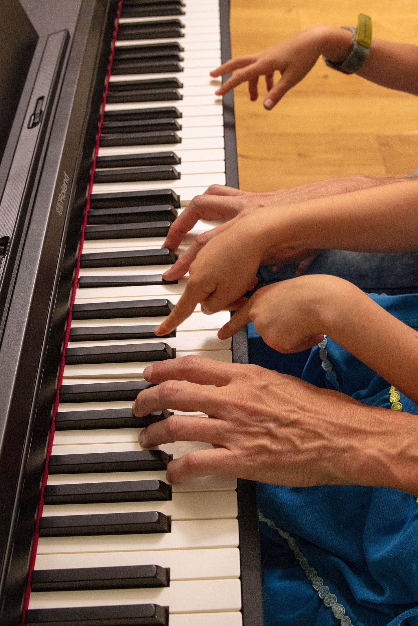 Roland RP107 Digital Piano; Black