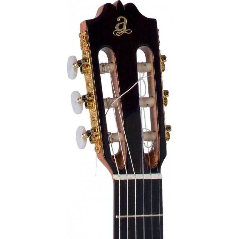 Raimundo 630E Electro Classical Guitar
