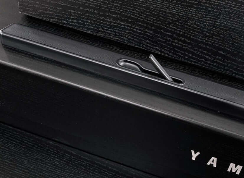 Yamaha CLP735R Rosewood Digital Piano Value Package