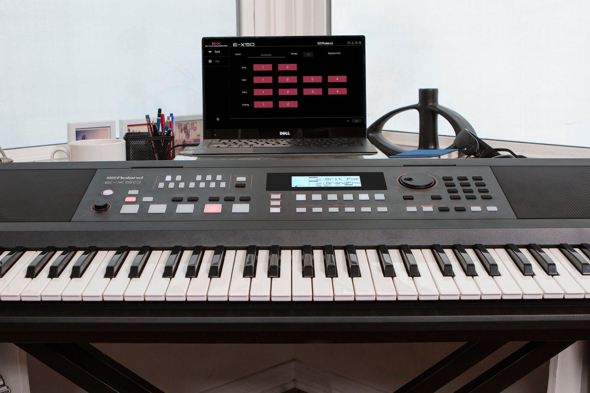 Roland E-X50 Entertainment Keyboard