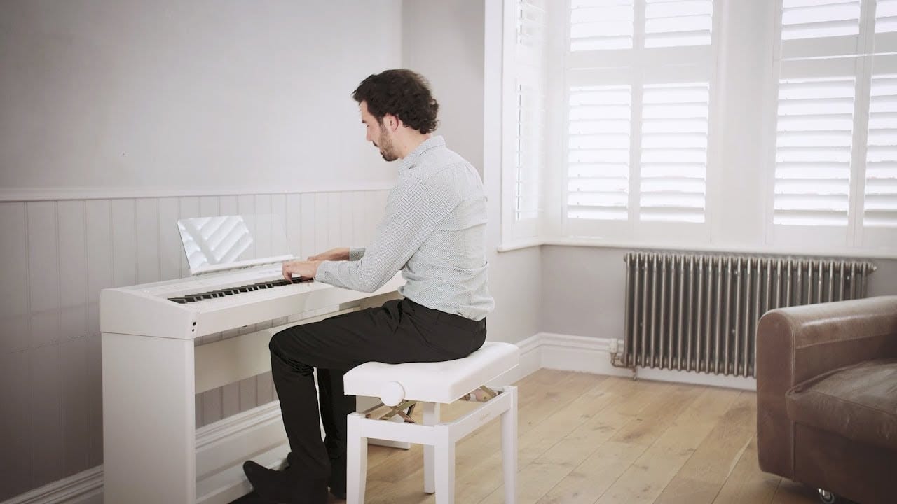 Roland FP30X White Digital Piano Home Package
