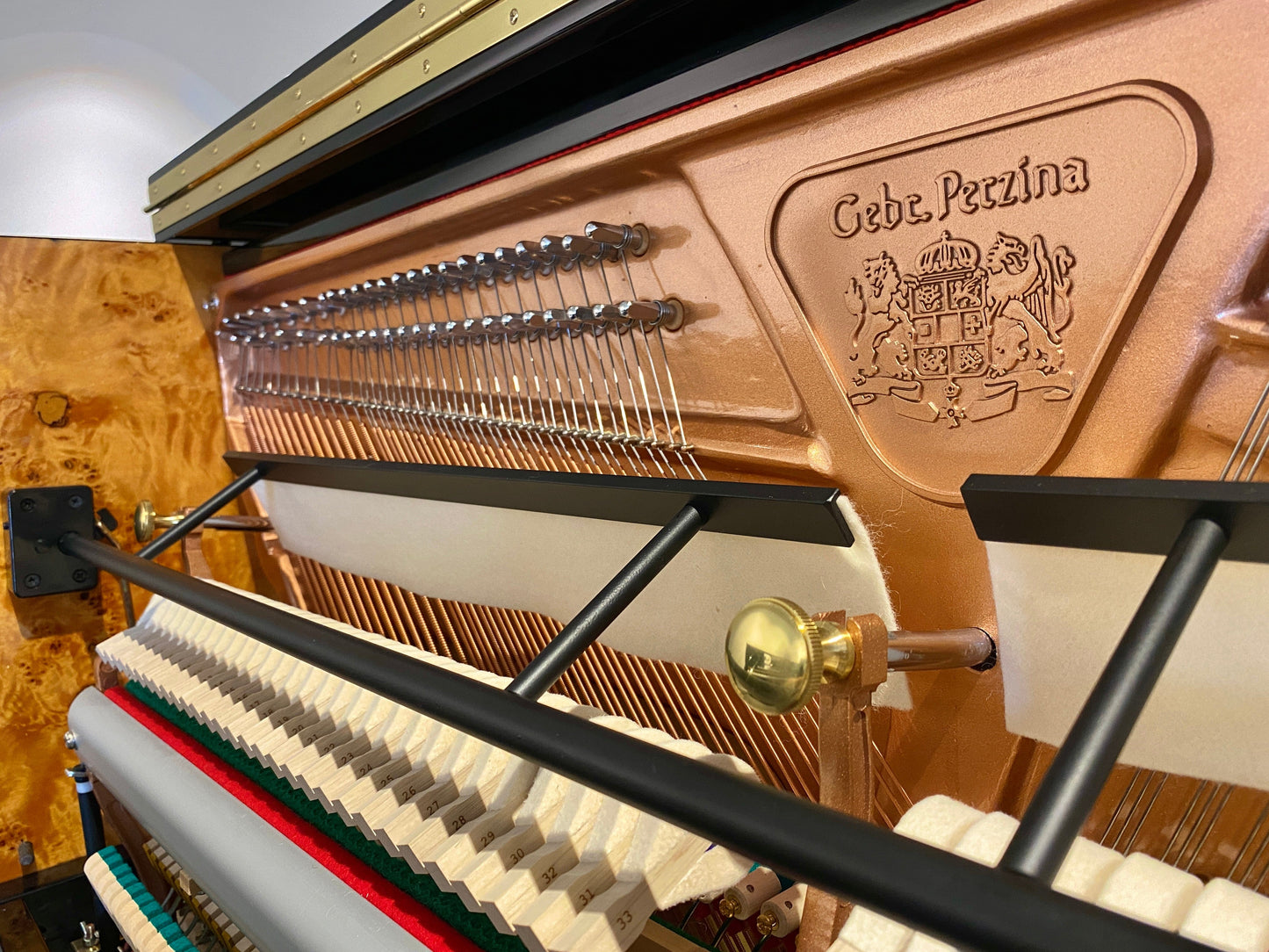 Perzina UP130 Upright Piano; Black Polished