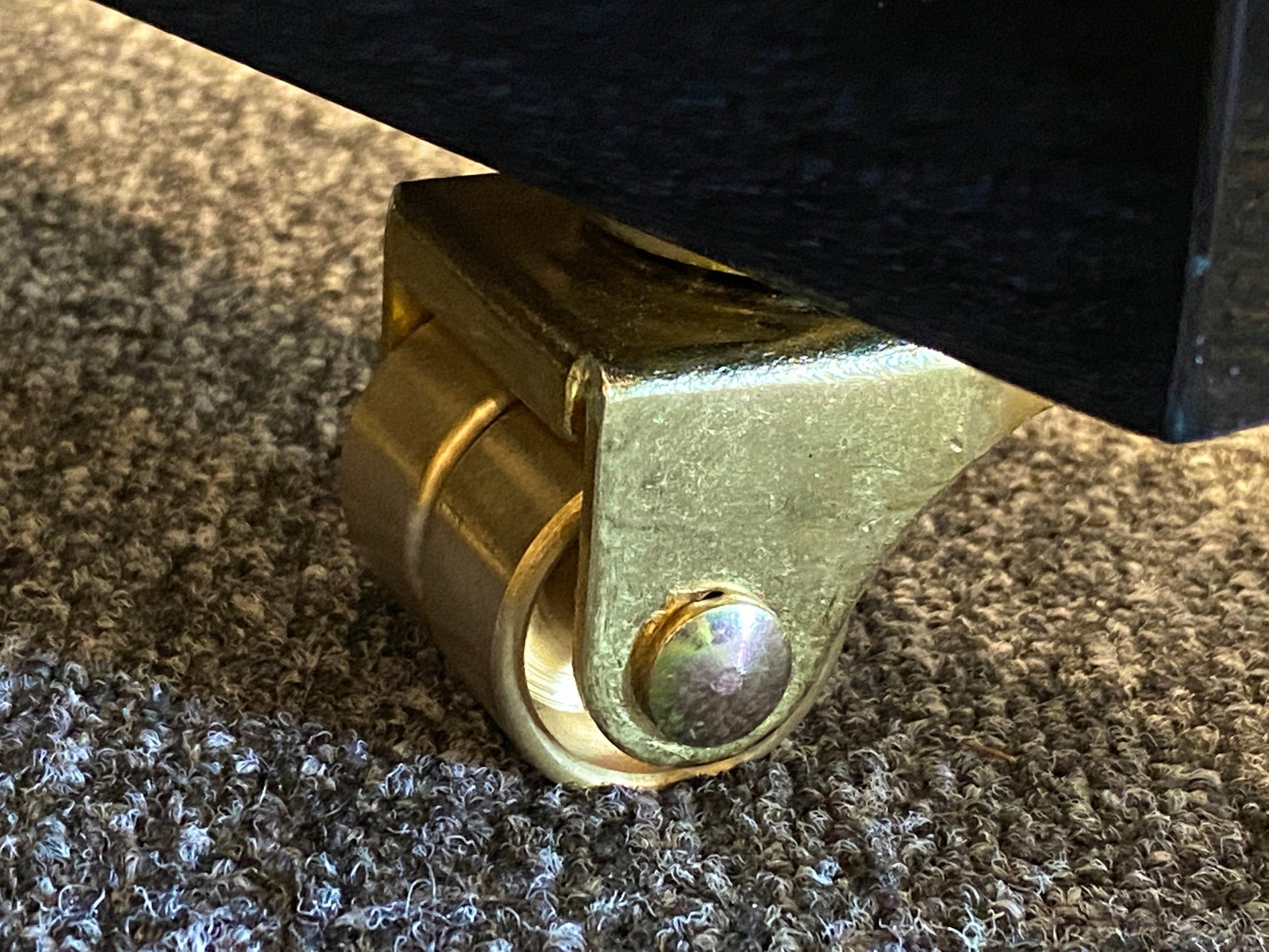 Perzina UP130 Upright Piano; Black Polished