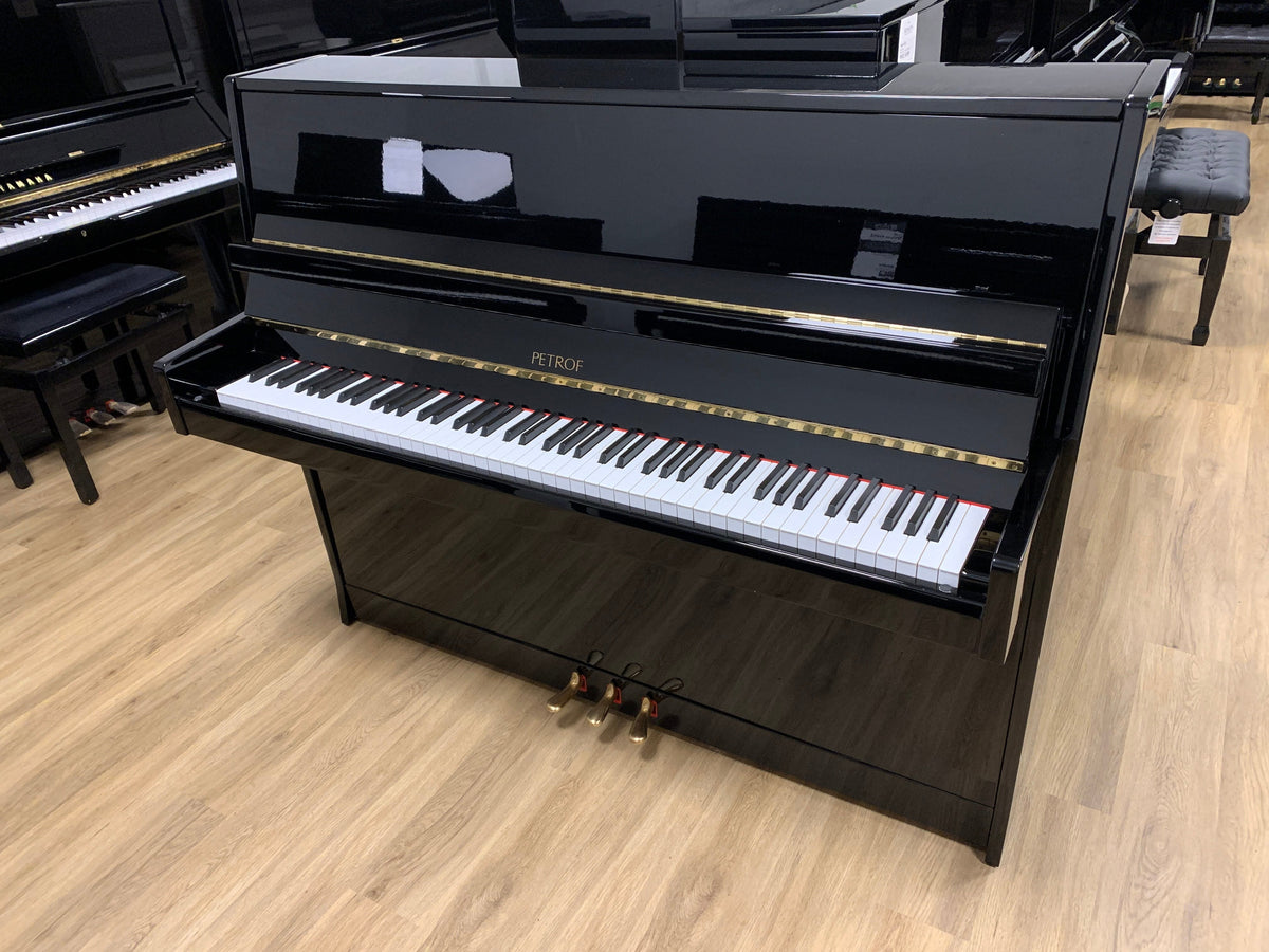 Second Hand Petrof 116E Upright Piano; 609595