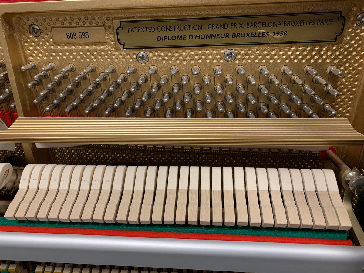 Second Hand Petrof 116E Upright Piano; 609595