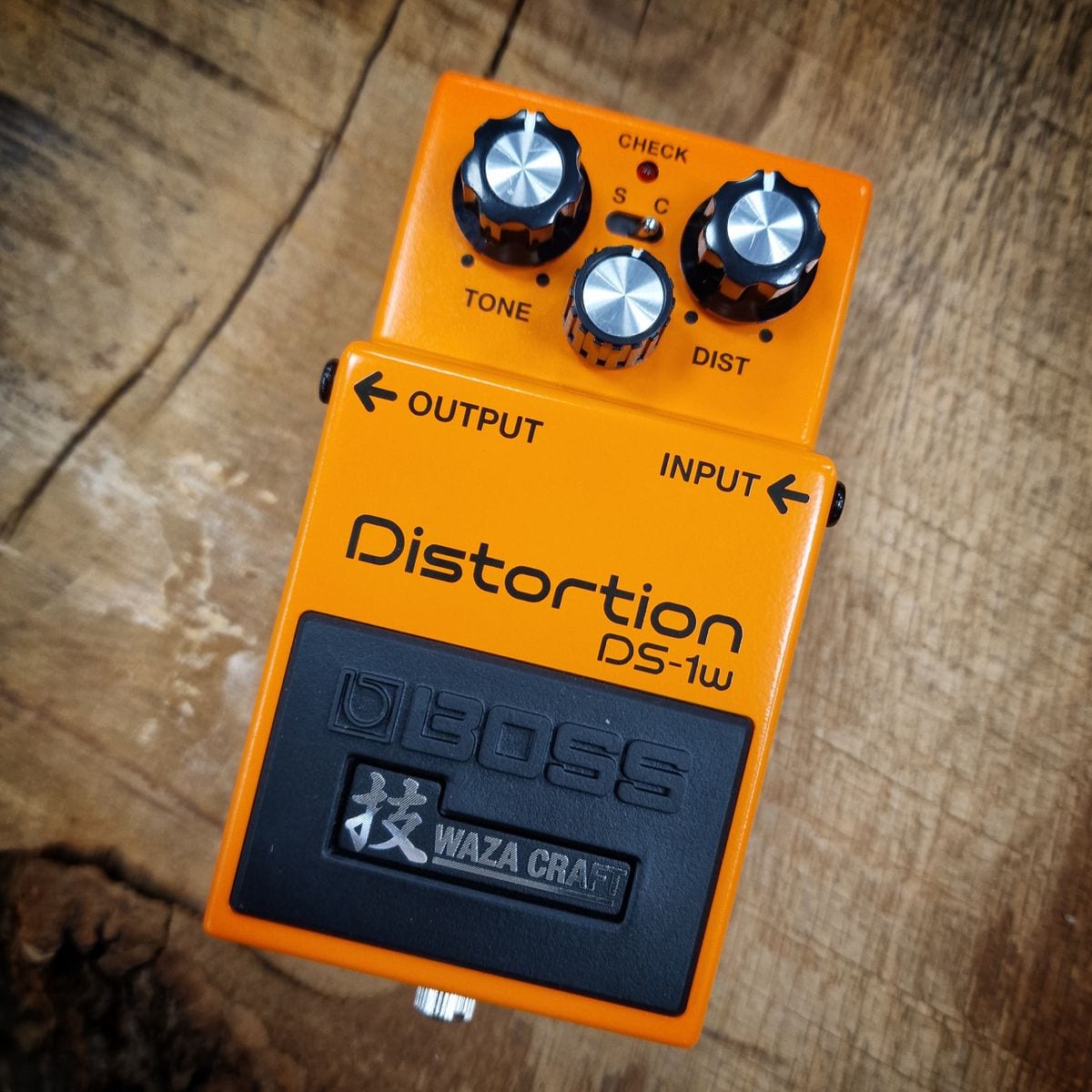 BOSS Distortion DS-1W 技WAZA CRAFT [made in JAPAN] エフェクター