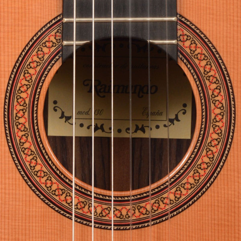 Raimundo 130 Classical Guitar | Bonners Music